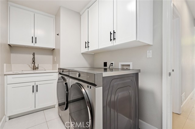 8047 E Hampshire Road, Orange CA: https://media.crmls.org/medias/3689c09d-b323-4bb8-a683-0dcb07de47da.jpg