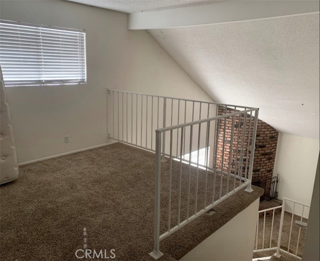property-img