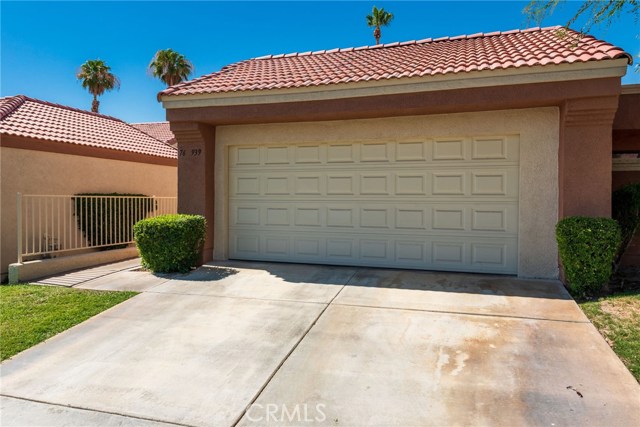 Image Number 1 for 76939   Scimitar WAY in PALM DESERT
