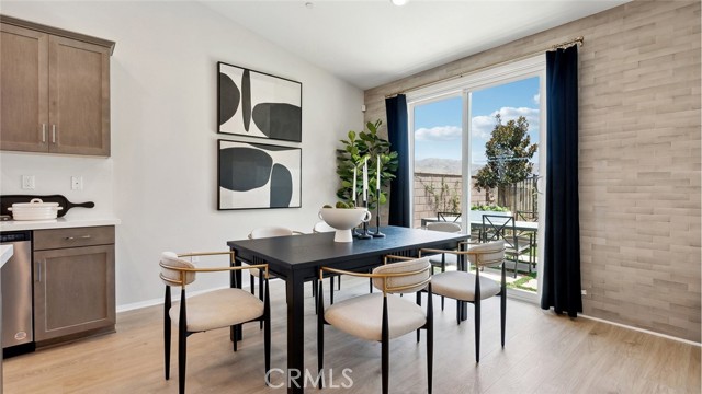 Detail Gallery Image 5 of 26 For 11440 Forge Rd, Corona,  CA 92883 - 5 Beds | 3 Baths