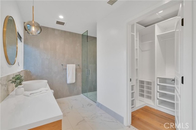 1812 Linda Vista Avenue, Pasadena CA: https://media.crmls.org/medias/368d65c3-f270-442e-850d-50dac98b1e6a.jpg