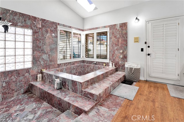 Detail Gallery Image 25 of 62 For 12546 Autumn Leaves Ave, Victorville,  CA 92395 - 5 Beds | 3/1 Baths