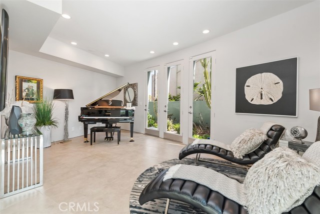 Detail Gallery Image 4 of 46 For 616 Bolsana Dr, Laguna Beach,  CA 92651 - 3 Beds | 2/1 Baths