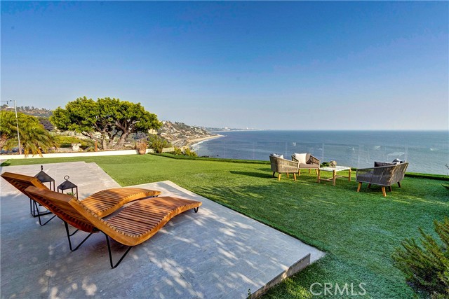 Detail Gallery Image 1 of 55 For 18300 Coastline Dr, Malibu,  CA 90265 - 4 Beds | 4 Baths