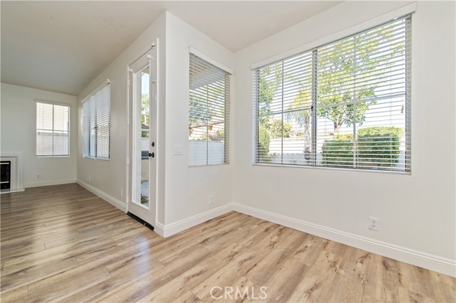 31 Versailles, Newport Coast CA: https://media.crmls.org/medias/368ed6fa-aec9-4eae-b224-8e0ad85846dc.jpg