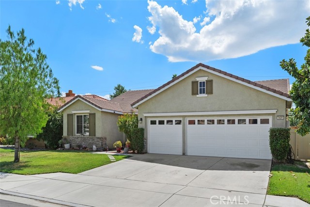 Detail Gallery Image 2 of 31 For 1436 Saddlebrook, San Jacinto,  CA 92582 - 4 Beds | 3 Baths