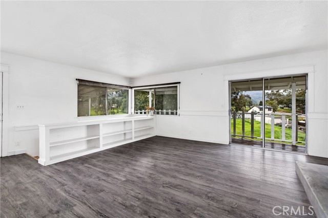 Detail Gallery Image 10 of 51 For 16550 Arnold Ave, Lake Elsinore,  CA 92530 - 4 Beds | 2 Baths