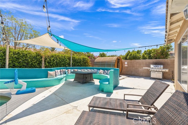 83250 Beverly Circle, Indio CA: https://media.crmls.org/medias/368fe857-b7ff-41f2-b4c1-894e474e7fed.jpg