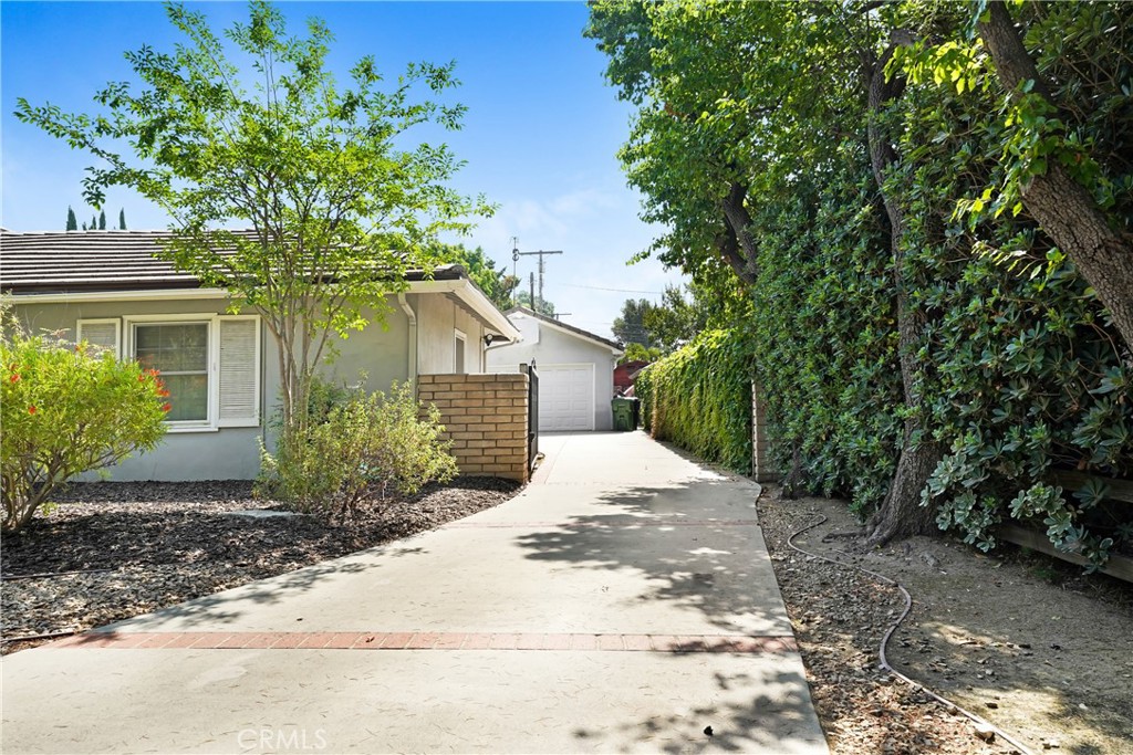 10918 White Oak Avenue