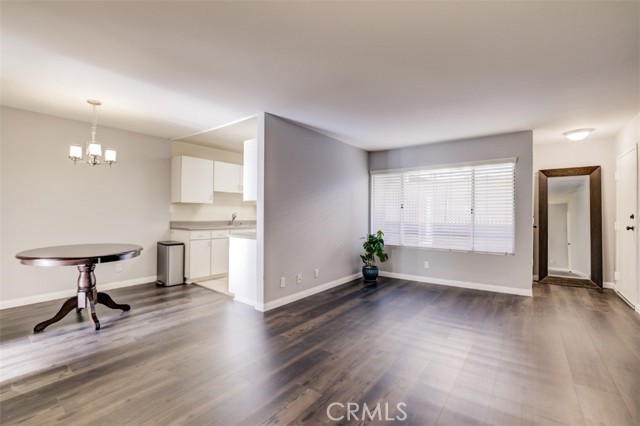 9920 Jordan Avenue, Chatsworth CA: https://media.crmls.org/medias/36917dd2-183d-41e9-aea2-5bf3432efc11.jpg
