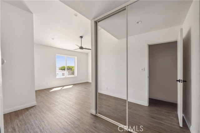 Detail Gallery Image 9 of 14 For 120 S Francisca Ave #9,  Redondo Beach,  CA 90277 - 2 Beds | 2/1 Baths