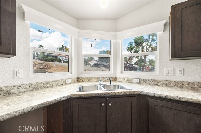 17603 Hayes, Lake Elsinore CA: https://media.crmls.org/medias/369360b7-7ae2-4290-ab01-36f2293778c2.jpg