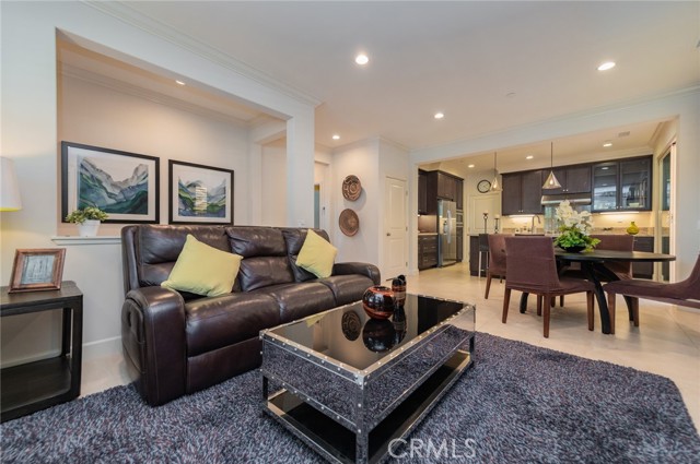 Detail Gallery Image 15 of 40 For 144 Velvet Flower, Irvine,  CA 92620 - 3 Beds | 3 Baths