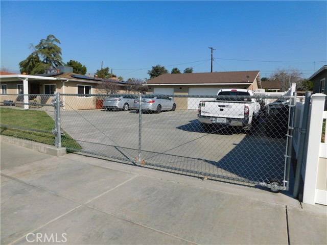 1740 OHIO Street, Redlands CA: https://media.crmls.org/medias/36939ed3-5fce-4576-a8fe-1e80f812bde7.jpg