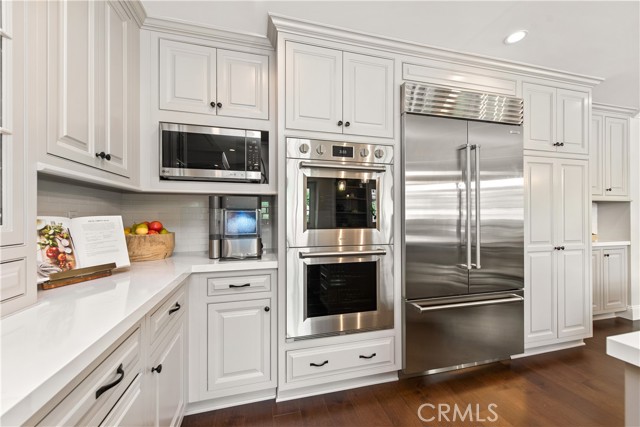 Detail Gallery Image 13 of 68 For 1280 Dumaine Ave, Oak Park,  CA 91377 - 4 Beds | 4 Baths