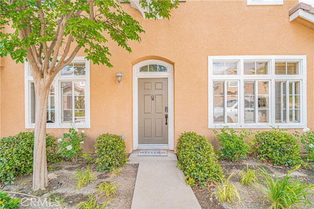 Detail Gallery Image 3 of 26 For 24472 Montevista Cir, Valencia,  CA 91354 - 3 Beds | 3 Baths