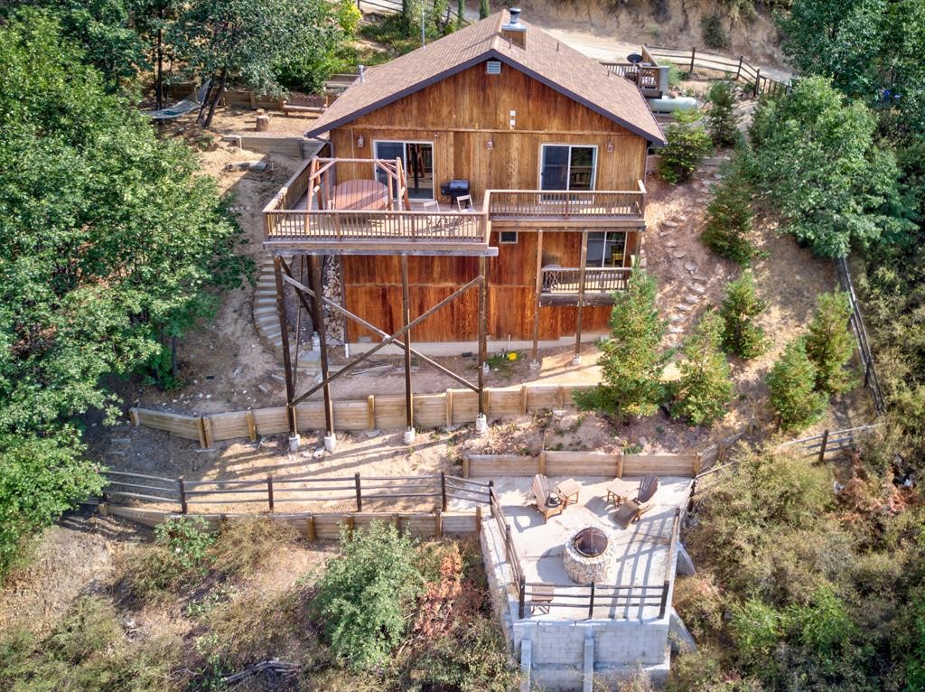 30008 Hickory Drive, Lake Arrowhead, California 92321, 2 Bedrooms Bedrooms, ,2 BathroomsBathrooms,Residential,For Sale,30008 Hickory Drive,CRIG24200869