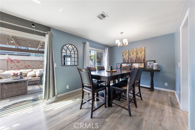 Detail Gallery Image 34 of 40 For 2102 Tern Bay Ln, Lakewood,  CA 90712 - 5 Beds | 2/1 Baths