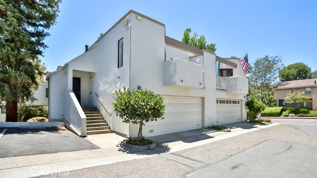 5739 E Stillwater Avenue, Orange CA: https://media.crmls.org/medias/3695fe0a-f17c-4bee-940d-372c7adab15a.jpg