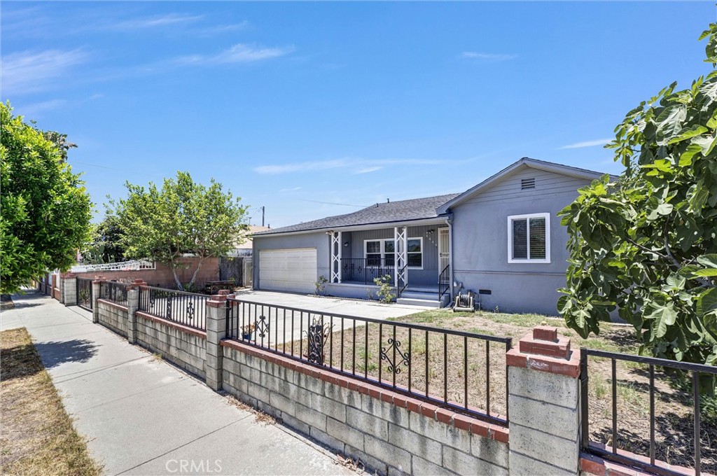 4449 Walnut Street