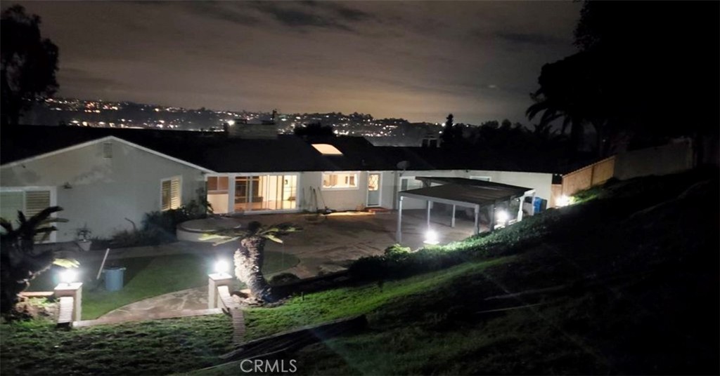 https://media.crmls.org/medias/36961e81-c93c-4117-a178-48f531857757.jpg?preset=X-Large