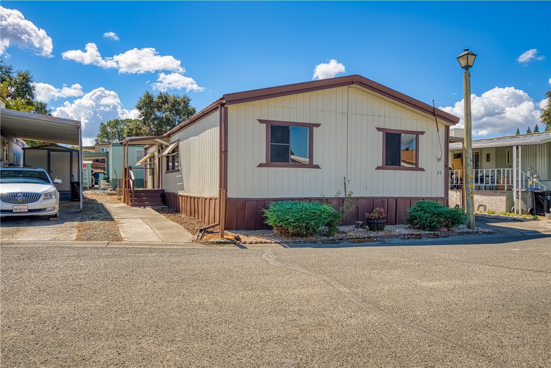 Detail Gallery Image 4 of 41 For 1025 Martin St #27,  Lakeport,  CA 95453 - 3 Beds | 2 Baths