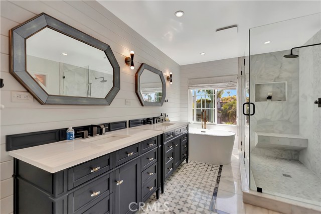 19325 Peachtree Lane, Huntington Beach CA: https://media.crmls.org/medias/369786a0-08cc-4a62-96a5-7c0046e4f579.jpg
