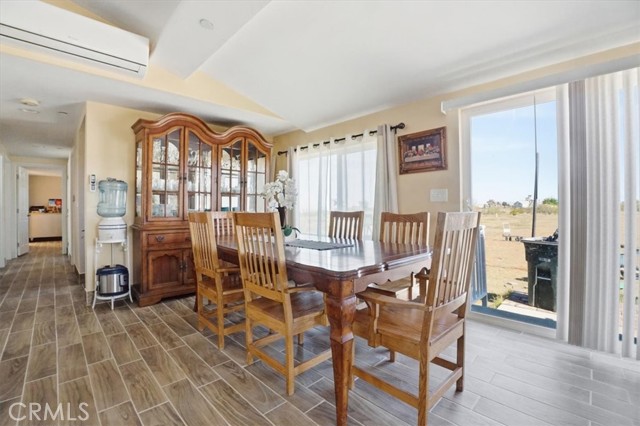 Detail Gallery Image 7 of 37 For 12601 Nandina, Phelan,  CA 92371 - 3 Beds | 2 Baths