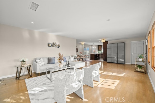 Detail Gallery Image 9 of 34 For 12313 Alberta, Culver City,  CA 90230 - 3 Beds | 2 Baths