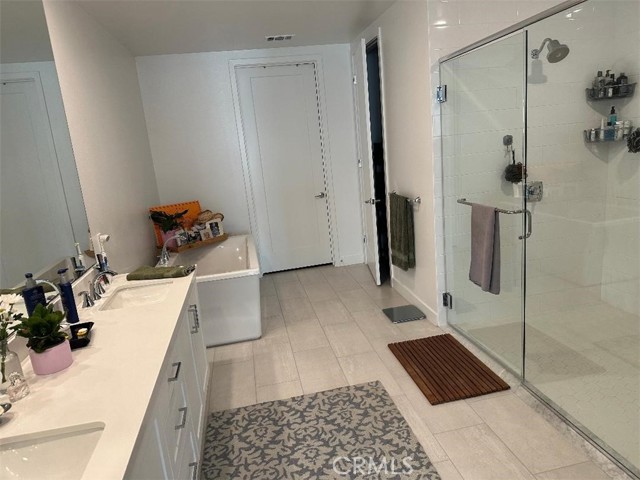3409 Rivington, Irvine CA: https://media.crmls.org/medias/3698c9d1-9196-4c63-801d-ba87c12d2a1d.jpg