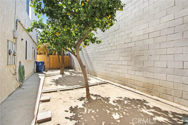 Detail Gallery Image 37 of 37 For 14349 Tiara St, Van Nuys,  CA 91401 - 6 Beds | 4/1 Baths