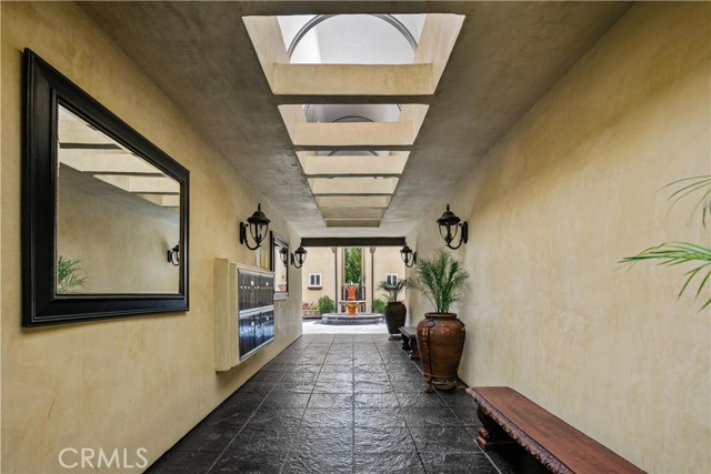 Detail Gallery Image 29 of 33 For 4128 Whitsett Ave #103,  Studio City,  CA 91604 - 2 Beds | 2 Baths