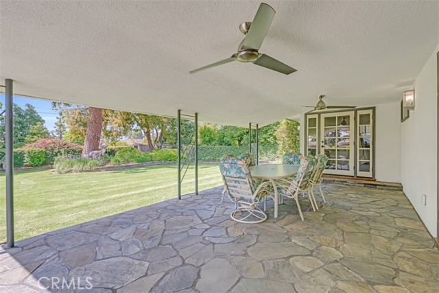 252 W 15th Street, Upland CA: https://media.crmls.org/medias/369951d3-151e-4ee0-982c-67203f2bc89c.jpg