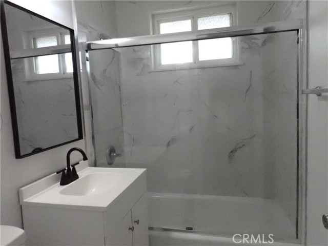 Detail Gallery Image 16 of 16 For 2674 W Sereno Pl, Anaheim,  CA 92804 - 5 Beds | 3/1 Baths