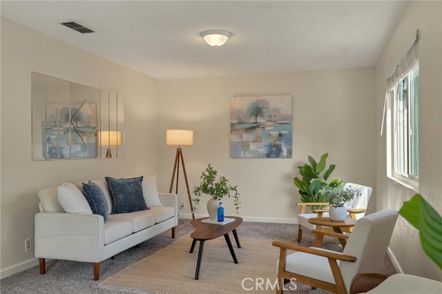 Detail Gallery Image 5 of 30 For 951 Cleveland Ave, Chico,  CA 95928 - 3 Beds | 2 Baths