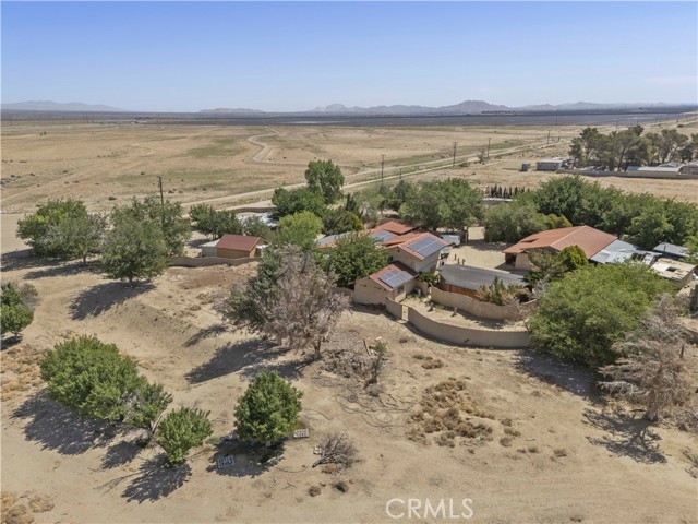 Detail Gallery Image 10 of 74 For 15374 Gaskell Road, Rosamond,  CA 93560 - 4 Beds | 4 Baths