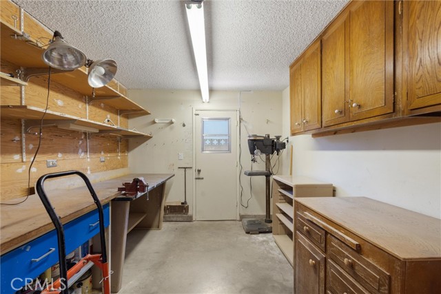 152 Ventana Court, Thousand Oaks CA: https://media.crmls.org/medias/369b5476-eca5-47bd-90d0-de56b956f823.jpg