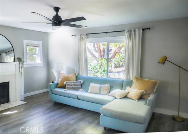 Detail Gallery Image 5 of 39 For 1130 Wesley, Pasadena,  CA 91104 - 3 Beds | 3 Baths