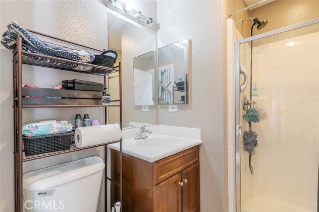 Detail Gallery Image 15 of 41 For 6059 Brentwood Ave, Lancaster,  CA 93536 - 7 Beds | 4 Baths