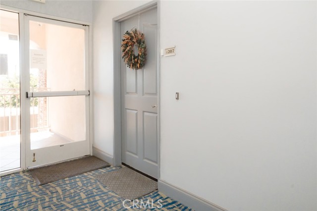 Detail Gallery Image 8 of 74 For 17888 Alburtis Ave. #A207, Artesia,  CA 90701 - 2 Beds | 1 Baths