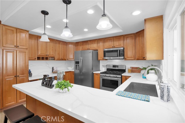 Detail Gallery Image 17 of 66 For 8204 Carob St, Cypress,  CA 90630 - 4 Beds | 3 Baths