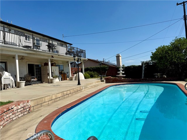 5656 Newbury Avenue, San Bernardino CA: https://media.crmls.org/medias/369d1f65-1a6e-41a7-931d-1b11102def59.jpg
