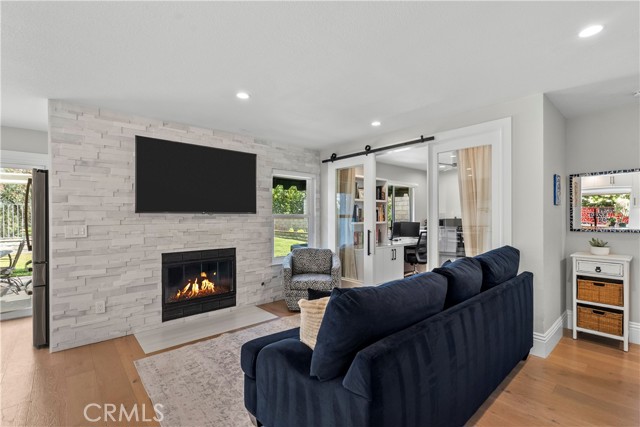 Detail Gallery Image 31 of 75 For 25880 Parma Ct, Valencia,  CA 91355 - 4 Beds | 3 Baths