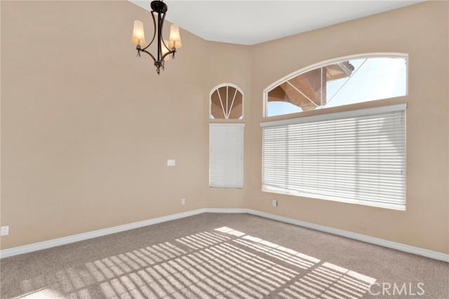 Detail Gallery Image 21 of 65 For 17412 Danbury Ave, Hesperia,  CA 92345 - 6 Beds | 3 Baths