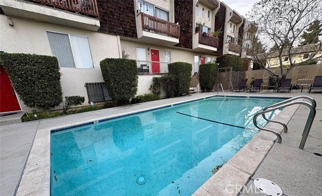 Detail Gallery Image 5 of 12 For 4660 Coldwater Canyon Ave #4,  Studio City,  CA 91604 - 2 Beds | 2 Baths