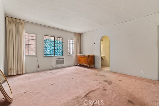 Detail Gallery Image 23 of 51 For 138 N Swall Dr, Beverly Hills,  CA 90211 - – Beds | – Baths