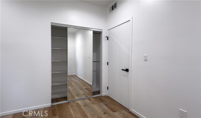 Detail Gallery Image 13 of 21 For 121 S Coronado, Los Angeles,  CA 90057 - 3 Beds | 2 Baths