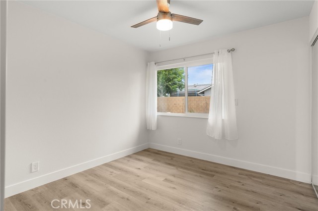 Detail Gallery Image 14 of 23 For 5561 Spa Dr, Huntington Beach,  CA 92647 - 4 Beds | 2 Baths