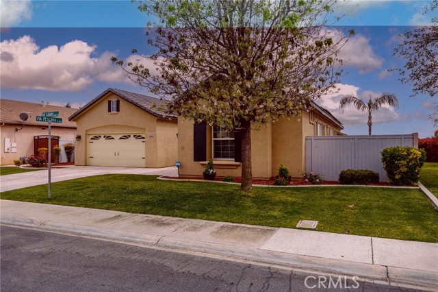 Detail Gallery Image 4 of 41 For 9405 via Lugano, Bakersfield,  CA 93312 - 4 Beds | 3/1 Baths