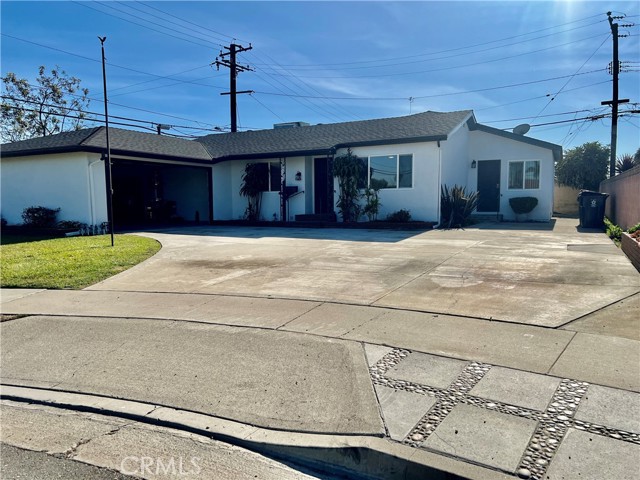 Detail Gallery Image 1 of 12 For 6472 Brown Cir, Huntington Beach,  CA 92647 - 3 Beds | 1/1 Baths